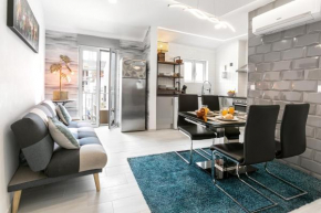 Beach Alley Apartment